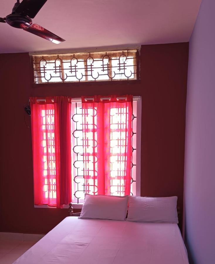Hotel Prathiba Residency Kollam Esterno foto